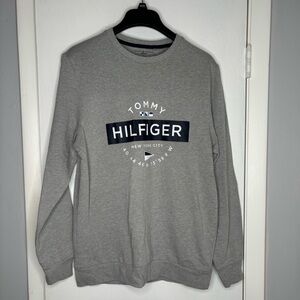 Tommy Hilfiger sweater